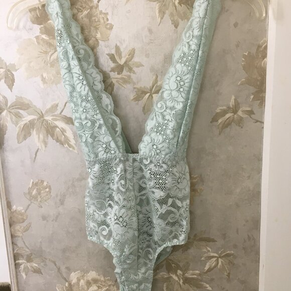 We Are HAH Comin In HAHt Lace Bodysuit in Something Blue Size XS-NWT - Picture 6 of 6